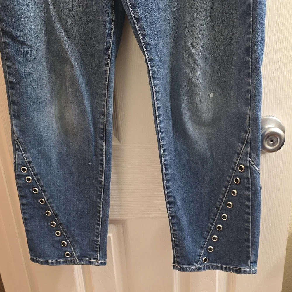 Baccini Blue Ankle Jeans with Eyelet Detail Size 12